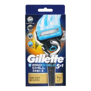 Gillette Fusion 5 + 1 Proshield Chill Flexball Razor 1s