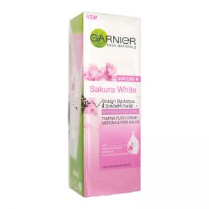 Garnier Sakura White Whitening Serum Cream UVA/UVB 40ml